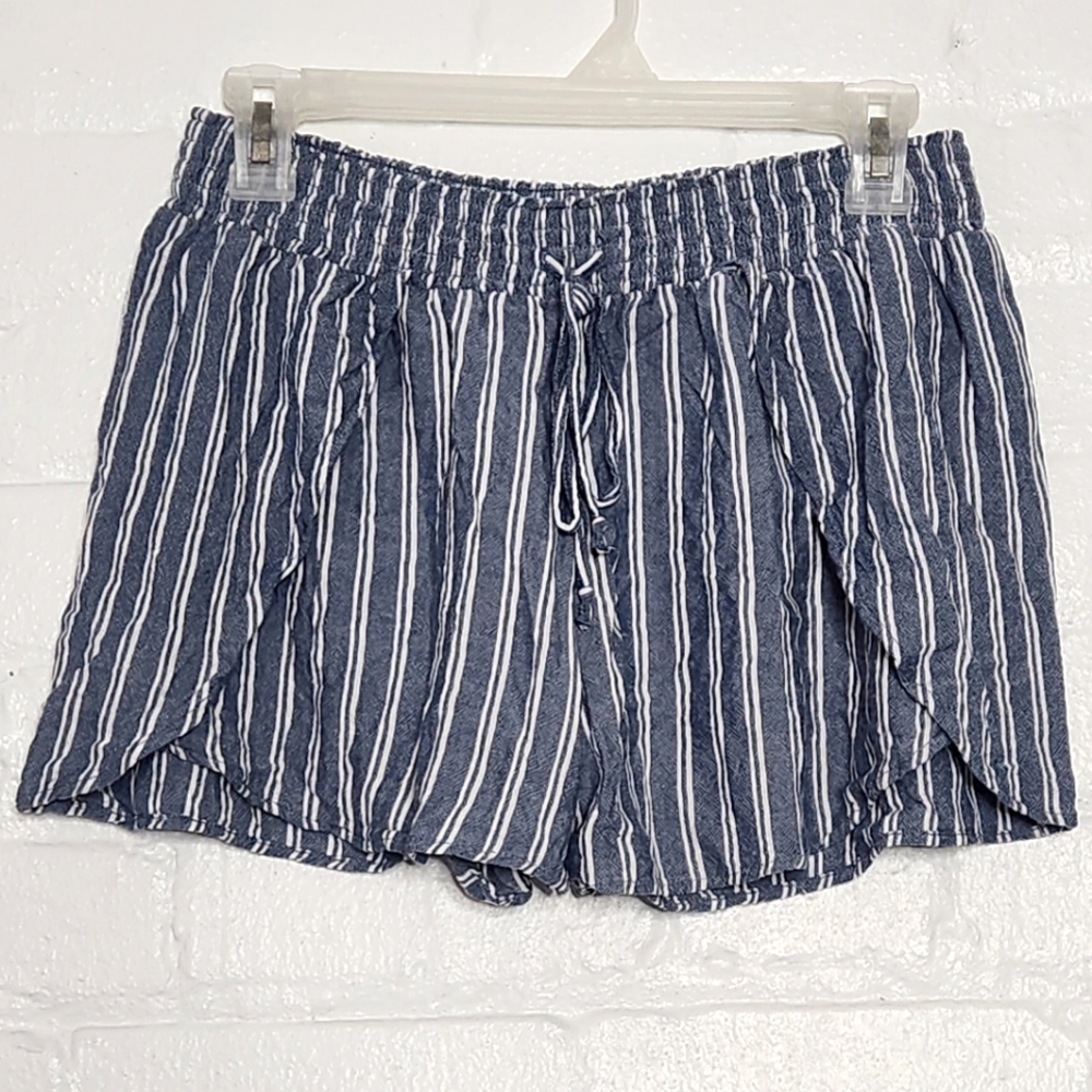 American Eagle Vertical Striped Shorts